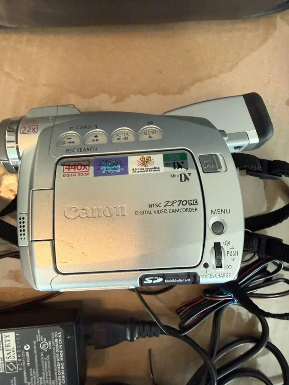 Canon ZR70 MC MiniDV Camcorder Bundle 22x Optical Zoom SD NTSC Parts
